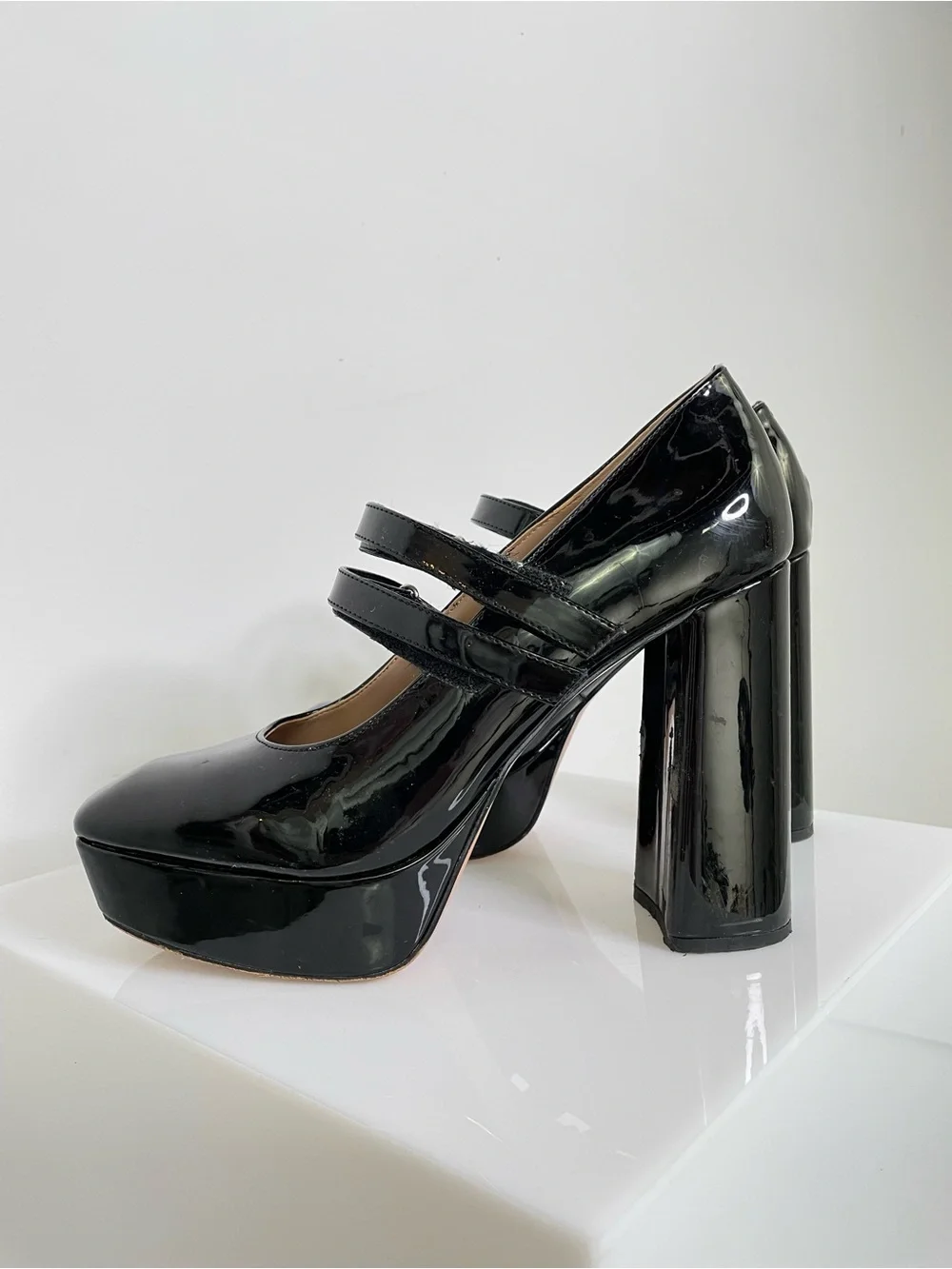Mix No. 6 black patent